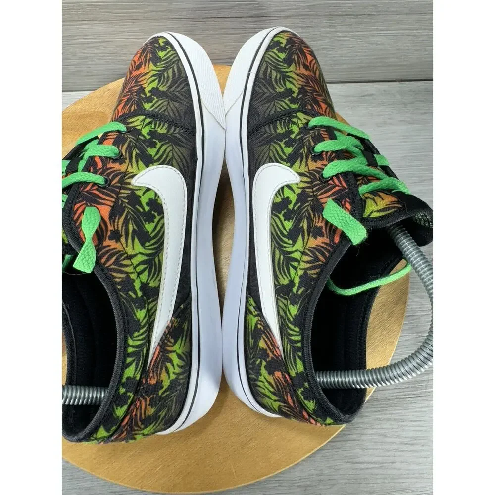NIKE Kids Toki Low Canvas - size 6.5 Youth 631558 009 Jungle Safari